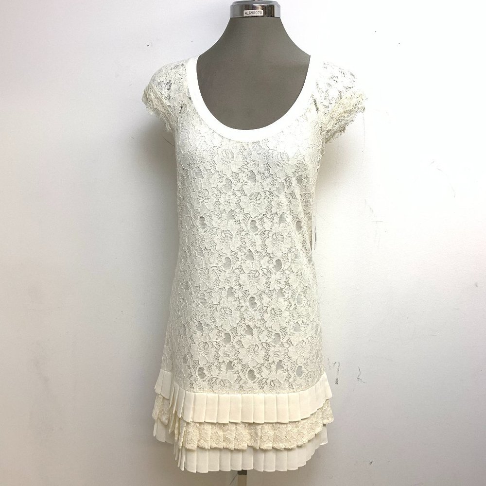 New JESSICA SIMPSON LACE SHIFT DRESS